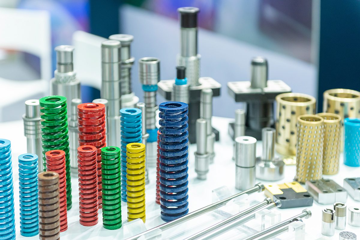 The group of compression spring for mold and die manufacturing p